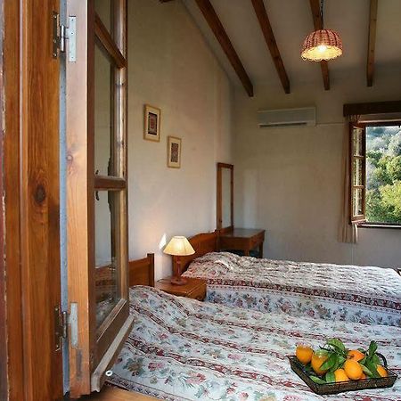 Anna Maria Villa Miliou Luaran gambar